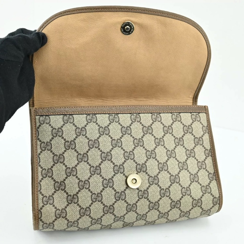 ♦️SOLD♦️Gucci Clutch - Picture 16 of 17